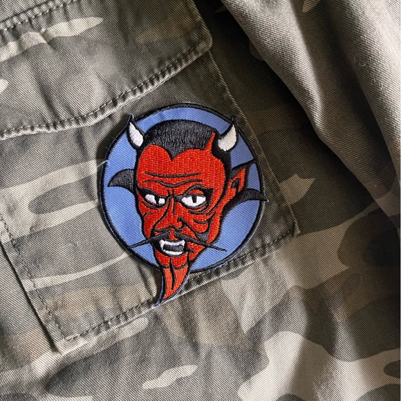 VTG🍷 OOAK - Forever 21 Camo Custom Patch Jacket - Size S - Picture 8 of 12